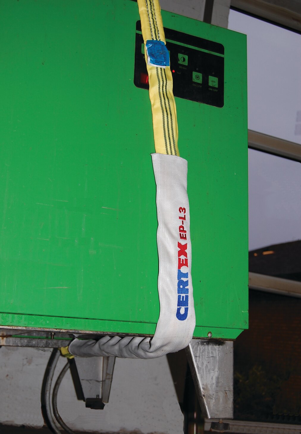 Extreema protection in use 006